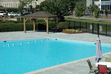 هتل Wyndham Garden Norfolk Downtown