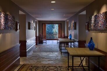 Hyatt Regency Lake Tahoe Resort, Spa & Casino