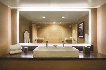 Hyatt Regency Lake Tahoe Resort, Spa & Casino