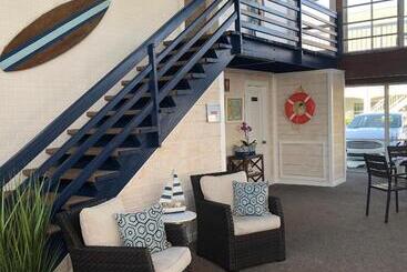 مُتل Hyannis Inn