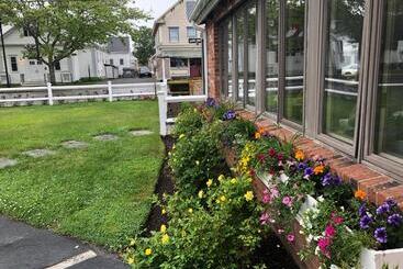 Motel Hyannis Inn
