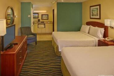 استراحتگاه Courtyard By Marriott Key West Waterfront