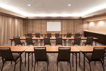 استراحتگاه Courtyard By Marriott Key West Waterfront