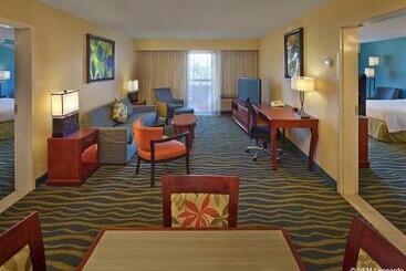 استراحتگاه Courtyard By Marriott Key West Waterfront