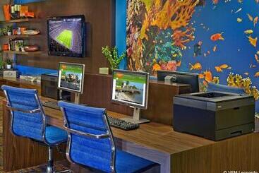استراحتگاه Courtyard By Marriott Key West Waterfront