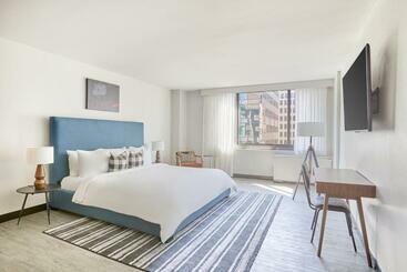 هتل آپارتمان The Quincy, Ascend Hotel Collection
