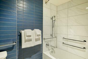 The Quincy, Ascend Hotel Collection