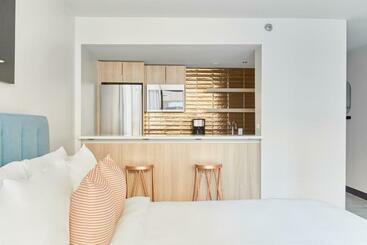 The Quincy, Ascend Hotel Collection