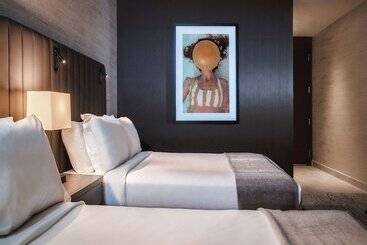 THesis Hotel Miami Coral Gables, Curio Collection by Hilton