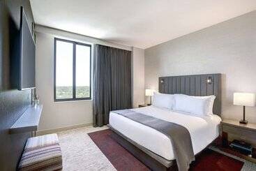 THesis Hotel Miami Coral Gables, Curio Collection by Hilton