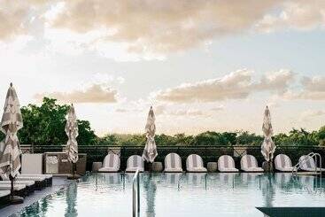 THesis Hotel Miami Coral Gables, Curio Collection by Hilton