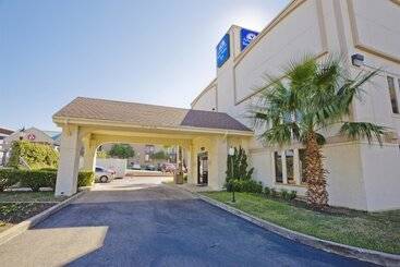 هتل Americas Best Value Inn Austin University