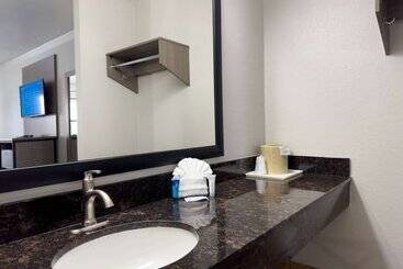 هتل Americas Best Value Inn Austin University
