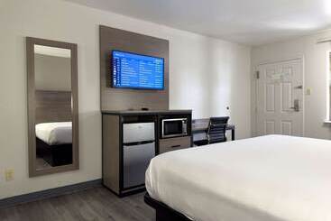 هتل Americas Best Value Inn Austin University