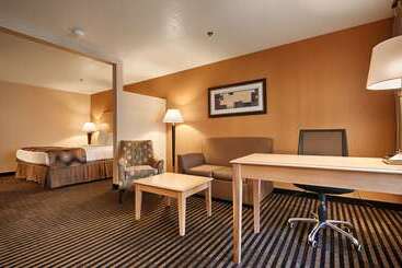 هتل Best Western Palm Court Inn