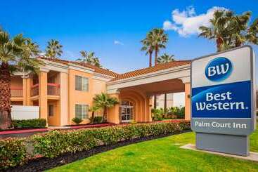 هتل Best Western Palm Court Inn