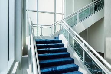 هتل Boston Marriott Newton