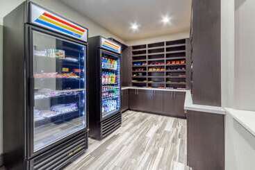هتل Comfort Inn & Suites Oklahoma City South I 35