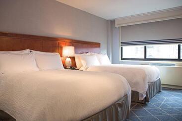 هتل Courtyard By Marriott New York Manhattan/fifth Avenue
