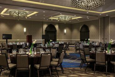 هتل Crystal Gateway Marriott