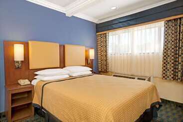 هتل Days Inn By Wyndham San Francisco  Lombard