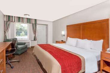 هتل Days Inn By Wyndham Williamsburg Historic Area