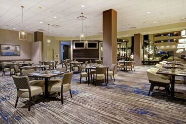 Embassy Suites By Hilton Montgomery Hotel & Conference Ctr