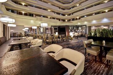 Embassy Suites By Hilton Montgomery Hotel & Conference Ctr