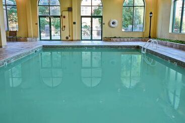 Embassy Suites By Hilton Montgomery Hotel & Conference Ctr