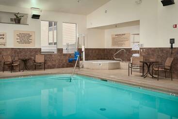 هتل Hampton Inn Butte