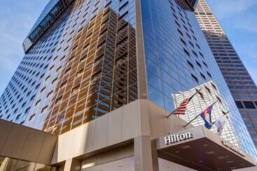 هتل Hilton Denver City Center