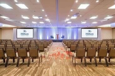 هتل Hilton Denver City Center