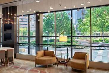 هتل Hilton Denver City Center