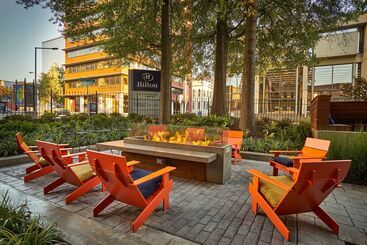 هتل Hilton Knoxville