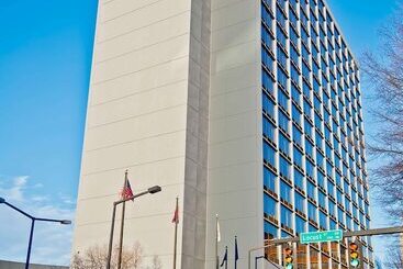 هتل Hilton Knoxville