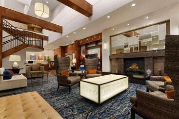 هتل Hilton Knoxville
