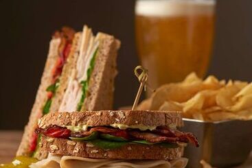 هتل Hyatt Place Milwaukee Airport