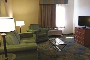 هتل La Quinta Inn By Wyndham Albuquerque Airport