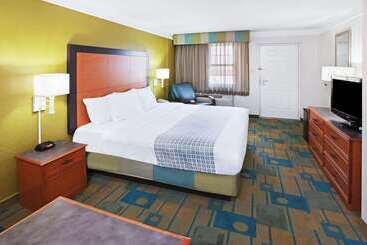 هتل La Quinta Inn By Wyndham Amarillo Midcity