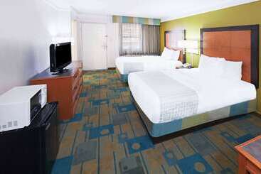هتل La Quinta Inn By Wyndham Amarillo Midcity
