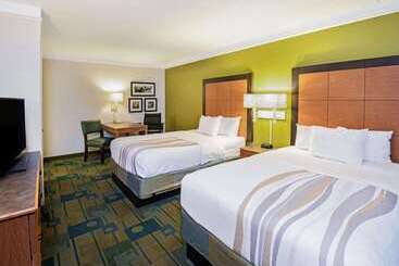 هتل La Quinta Inn By Wyndham Amarillo Midcity