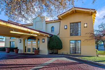 هتل La Quinta Inn By Wyndham Amarillo Midcity