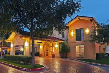 هتل La Quinta Inn By Wyndham Amarillo Midcity