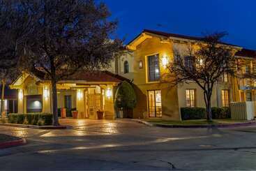 هتل La Quinta Inn By Wyndham Amarillo Midcity