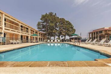 هتل La Quinta Inn By Wyndham And Conference Center San Angelo