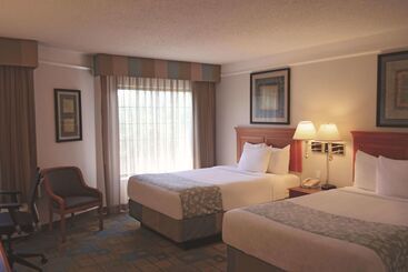 هتل La Quinta Inn By Wyndham Austin Oltorf