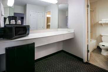 هتل La Quinta Inn By Wyndham Dallas Uptown