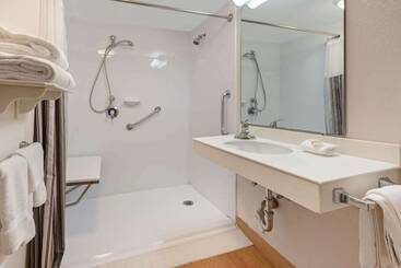 هتل La Quinta Inn By Wyndham Phoenix Sky Harbor Airport