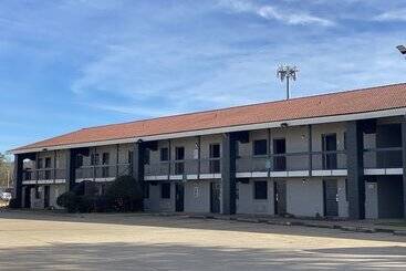 هتل La Quinta Inn By Wyndham Tyler