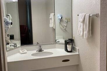 هتل La Quinta Inn By Wyndham Tyler
